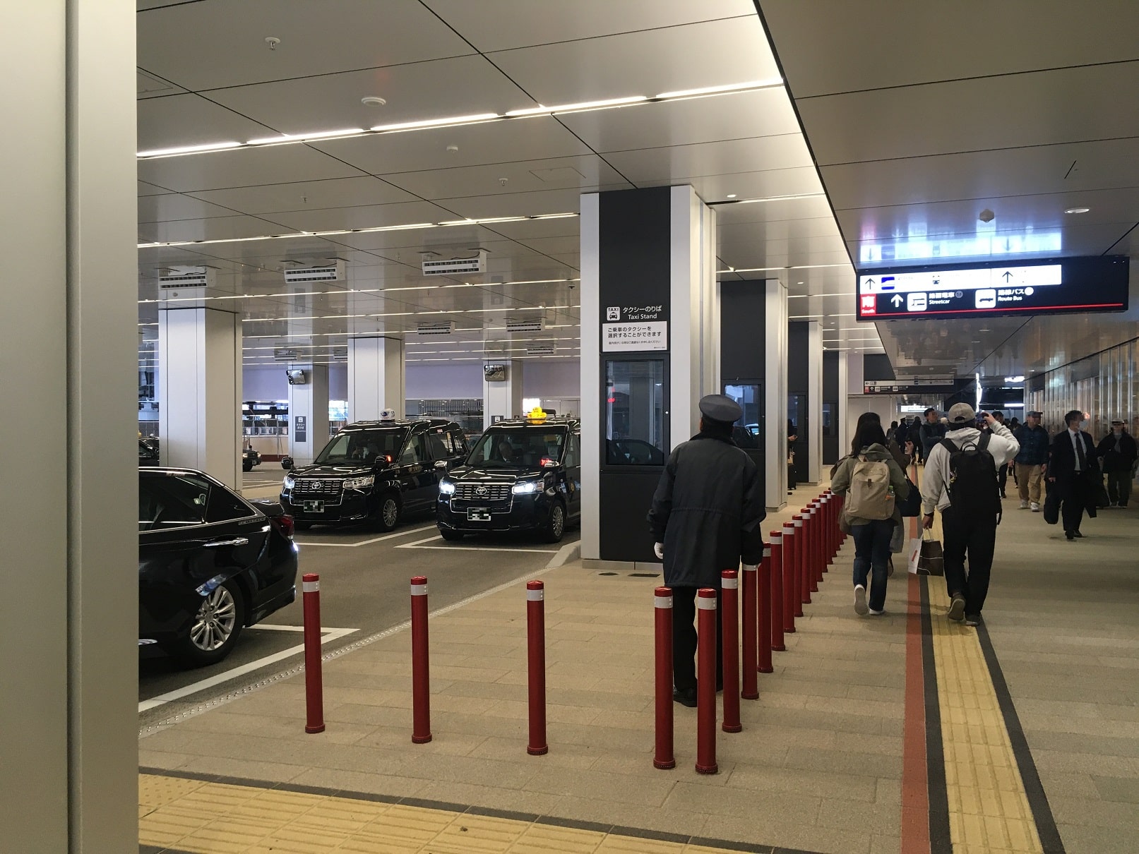 広島駅南口のタクシー乗り場