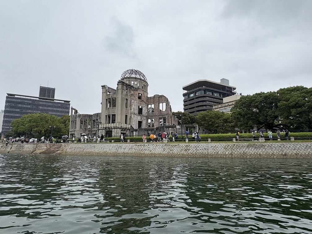ひろしまリバークルーズから見た原爆ドーム